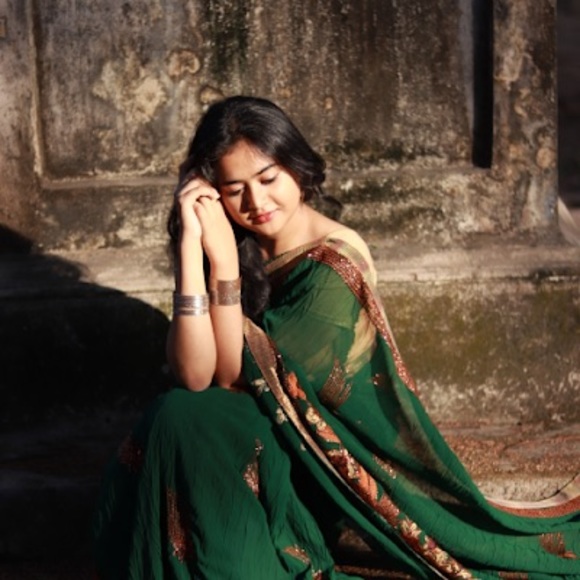 Meet your Posher, Roshni - Picture 1 of 1